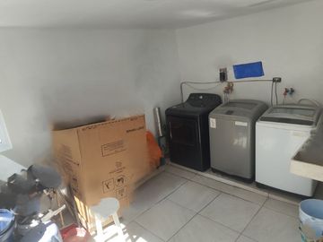 VENTA DE CASA + LOCAL COMERCIAL COL SAN MANUEL EXCELENTE UBICACIÓN PARA NEGOCIO