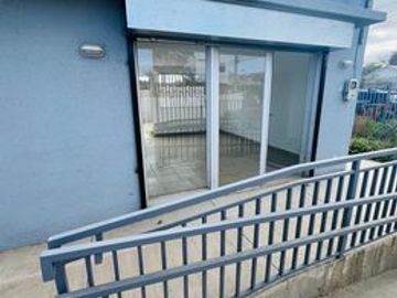 SE VENDEN DOS LOCALES COMERCIALES, CONDOMINIO LOS MOLINOS II