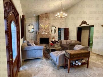 Casa Quinta en Venta en El Barrial, con increíbles vistas panorámicas a las montañas, sin vecino atrás! A 5 min de Carretera Nacional