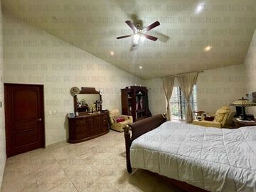 Casa Quinta en Venta en El Barrial, con increíbles vistas panorámicas a las montañas, sin vecino atrás! A 5 min de Carretera Nacional
