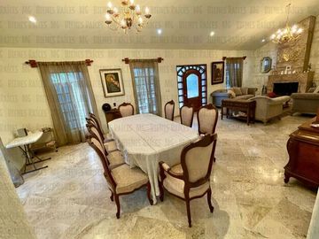 Casa Quinta en Venta en El Barrial, con increíbles vistas panorámicas a las montañas, sin vecino atrás! A 5 min de Carretera Nacional