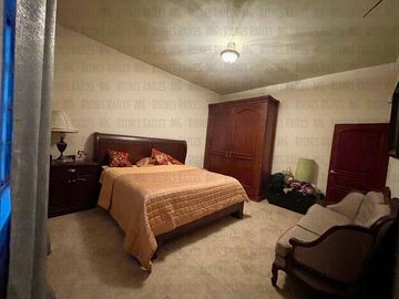 Casa Quinta en Venta en El Barrial, con increíbles vistas panorámicas a las montañas, sin vecino atrás! A 5 min de Carretera Nacional