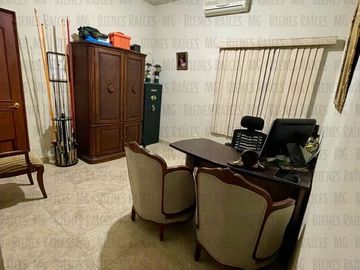 Casa Quinta en Venta en El Barrial, con increíbles vistas panorámicas a las montañas, sin vecino atrás! A 5 min de Carretera Nacional