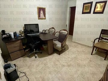 Casa Quinta en Venta en El Barrial, con increíbles vistas panorámicas a las montañas, sin vecino atrás! A 5 min de Carretera Nacional