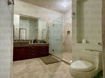 Casa Quinta en Venta en El Barrial, con increíbles vistas panorámicas a las montañas, sin vecino atrás! A 5 min de Carretera Nacional