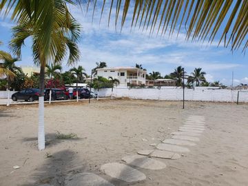 Casa de Venta Semi amoblada en Arenas del Pacífico