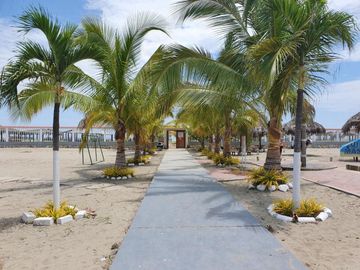 Casa de Venta Semi amoblada en Arenas del Pacífico
