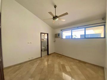 Casa de Venta en Ceibos Urb. El Manantial