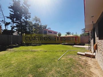 CASA EN VENTA (LOMA VERDE)