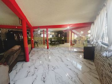 CASA EN VENTA (LOMA VERDE)