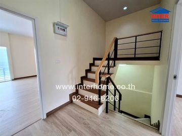 2-storey townhouse, 23 sq m, The Money Village, Rangsit-Khlong Sam, near Big C Khlong 3, Rangsit-Nakhon Nayok Road, Khlong Sam Road, Khlong Luang, Pat