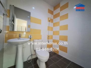 2-storey townhouse, 23 sq m, The Money Village, Rangsit-Khlong Sam, near Big C Khlong 3, Rangsit-Nakhon Nayok Road, Khlong Sam Road, Khlong Luang, Pat
