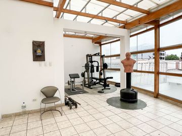 Venta De Hotel En Av. Paseo De La Republica, En Miraflores. Gran Oportunidad De Inversion Y Rentabilidad Asegurada!!!