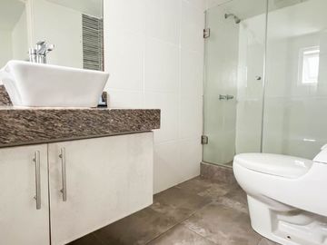 Venta De Hotel En Av. Paseo De La Republica, En Miraflores. Gran Oportunidad De Inversion Y Rentabilidad Asegurada!!!