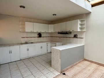 Excelente Oportunidad $71.900 ! Sector Norte-Carcelén 4 Dormitorios, Guardianía 24/7