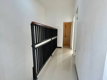 Dijual Rumah Ready Murah 2 Lantai Di Serpong Tangsel Harga Nego