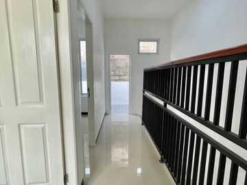 Dijual Rumah Ready Murah 2 Lantai Di Serpong Tangsel Harga Nego