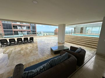 Apartamento en venta en Altos de Riomar