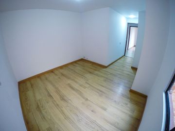 VENTA APARTAMENTO en HAYUELOS, cerca a CC Hayuelos, CC Multiplaza, Centro Empresarial Buro 24, Av Ciudad de Cali, Av Boyaca, Av El Dorado
