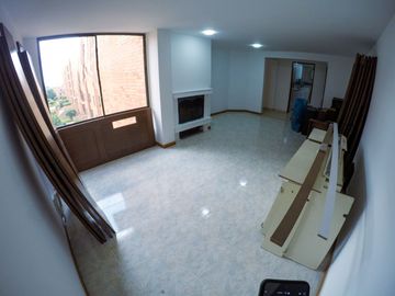 VENTA APARTAMENTO en HAYUELOS, cerca a CC Hayuelos, CC Multiplaza, Centro Empresarial Buro 24, Av Ciudad de Cali, Av Boyaca, Av El Dorado