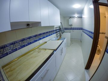 VENTA APARTAMENTO en HAYUELOS, cerca a CC Hayuelos, CC Multiplaza, Centro Empresarial Buro 24, Av Ciudad de Cali, Av Boyaca, Av El Dorado