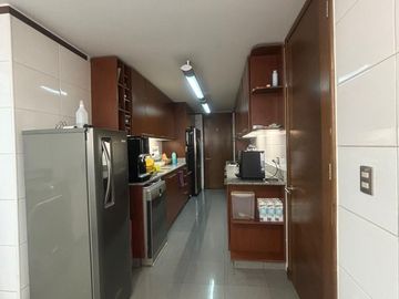 Departamento En Excelente Estado Cercano A Los Militares
