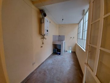 Venta de casa rentera- Ubicada en Torocacocha- Cuenca