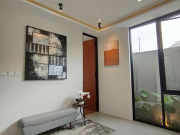 full furnish rumah siap huni 2 lantai di jalan kaliurang km 13 dekat ke uii pusat