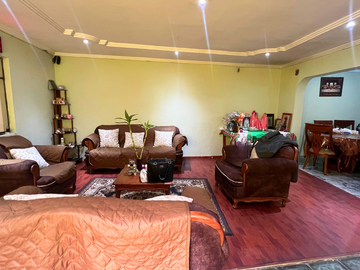 Venta de casa rentera- ubicado en Totoracocha- Cuenca
