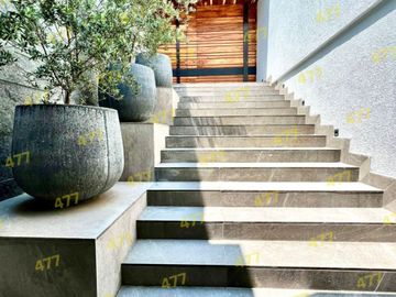 RESIDENCIA EN VENTA (CUMBRES DEL CAMPESTRE)