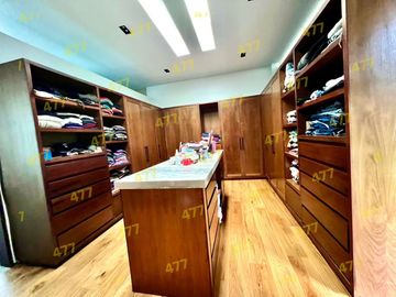 RESIDENCIA EN VENTA (CUMBRES DEL CAMPESTRE)