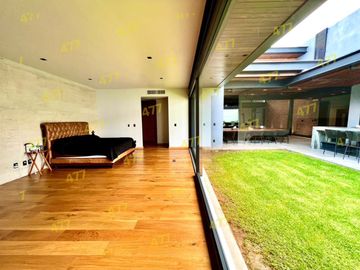 RESIDENCIA EN VENTA (CUMBRES DEL CAMPESTRE)