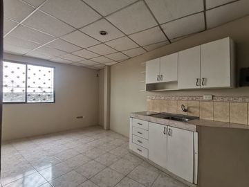 Venta Casa Rentera 3 departamentos La Alborada Guayaquil