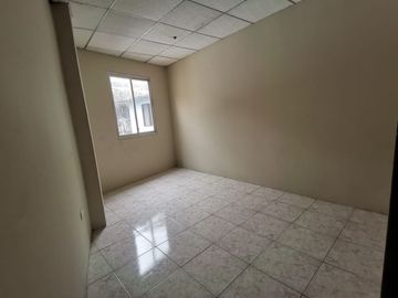 Venta Casa Rentera 3 departamentos La Alborada Guayaquil