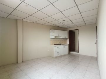 Venta Casa Rentera 3 departamentos La Alborada Guayaquil