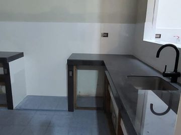 VENTA DEEDIFICIO  EN PRIMERA ETAPA DE ALAMEDA DE ATE