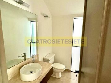 CASA DE UNA PLANTA EN VENTA (CLUB DE GOLF LA HACIENDA)