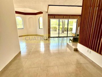 CASA DE UNA PLANTA EN VENTA (CLUB DE GOLF LA HACIENDA)