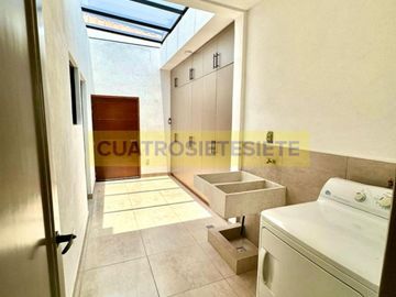 CASA DE UNA PLANTA EN VENTA (CLUB DE GOLF LA HACIENDA)