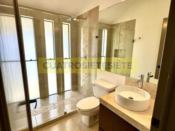CASA DE UNA PLANTA EN VENTA (CLUB DE GOLF LA HACIENDA)