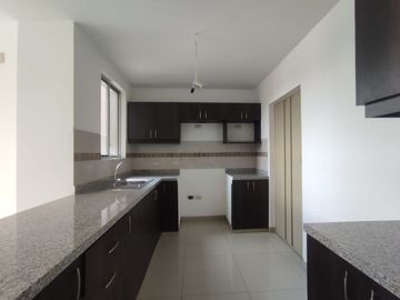 Venta Departamento Urbanización La Romareda Guayaquil