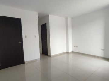 Venta Departamento Urbanización La Romareda Guayaquil