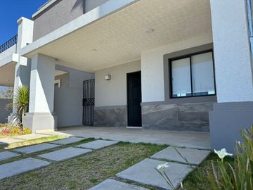 En Venta Casa Nueva de 3 Habitaciones al Sur de Pachuca co cisterna