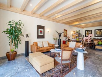 DE LUJO EN PEDREGAL, DISEÑO ARTIGAS