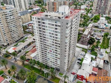 San Nicolás. 3 Dormitorios + 2 Baños + Estacionamiento y Bodega.