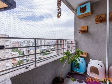 San Nicolás. 3 Dormitorios + 2 Baños + Estacionamiento y Bodega.
