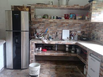 CASA EN VENTA MELGAR