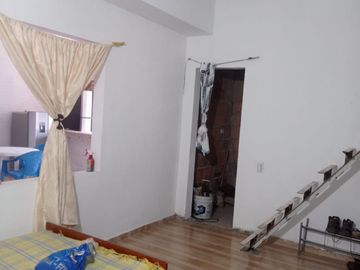 CASA EN VENTA MELGAR
