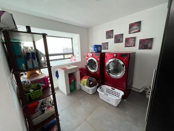 Casa en venta de tres recámaras en la zona Plateada