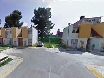 CASA EN VENTA PASEOS DE TULTEPEC TULTEPEC EDOMEX